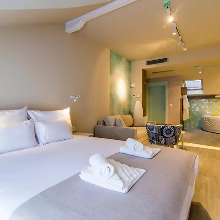 Garni Hotel D10-2